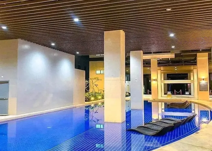 アパートホテル Your Staycation マニラ市